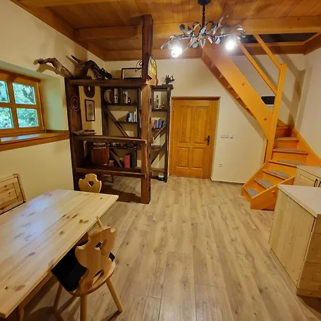 بيت للعطل Stari Mlin Franja/old Mill Franja