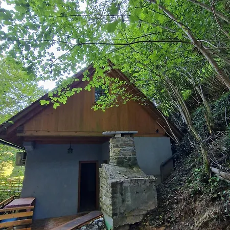 بيت للعطل Stari Mlin Franja/old Mill Franja